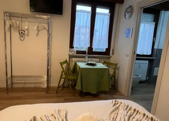 بيت ضيافة Il Gatto E Il Cocker فيرونا